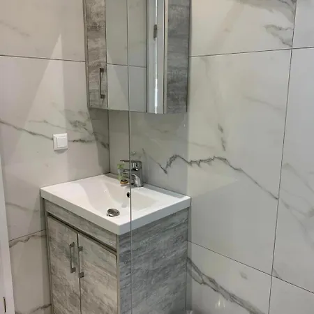 Anais (adults Only) Prínos