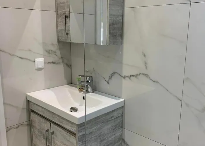 Anais (adults Only) Prínos